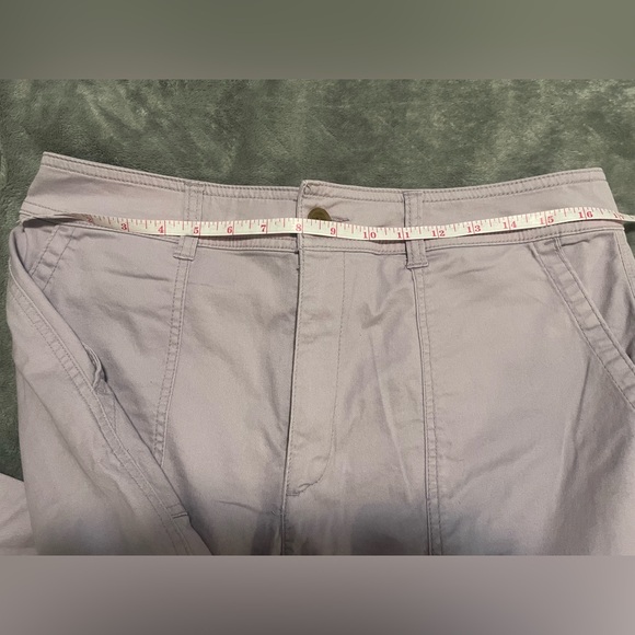 GAP Girlfriend khaki wide leg pants, lavender purple size 12 - Picture 6 of 6